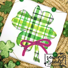 Load image into Gallery viewer, Clover with Bow Applique SS - Sewing Seeds