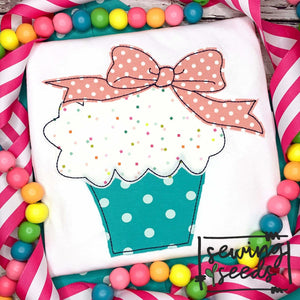 Birthday Cupcake with Bow Applique SS - Sewing Seeds